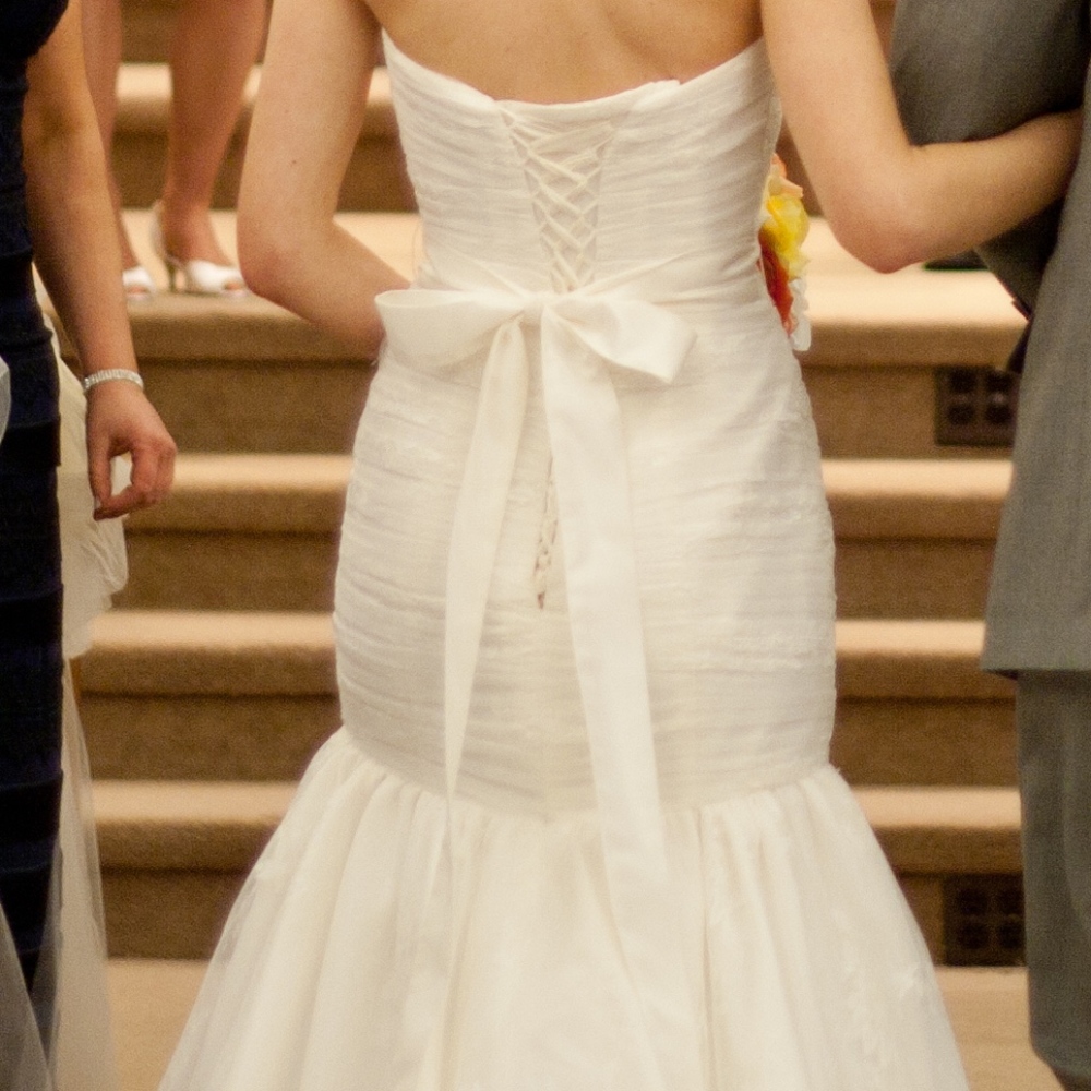 DaVinci Bridal Gown Size 2 - Picture 3 of 8